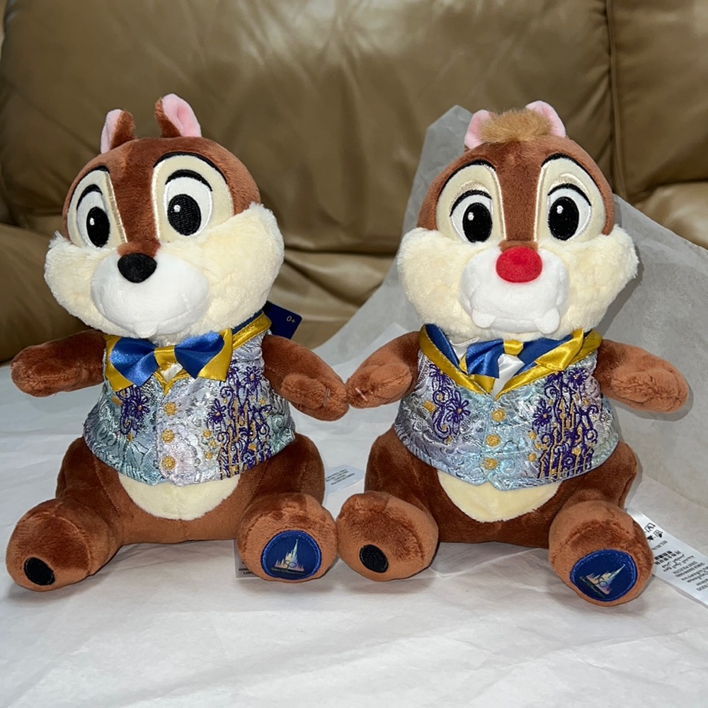 WALT DISNEY WORLD 50TH ANNIVERSARY CHIP AND DALE PLUSH